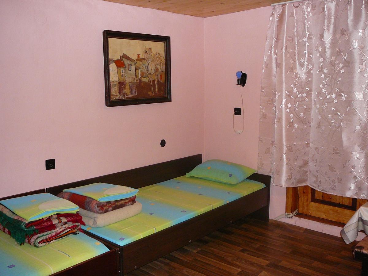 Mountain Sun Guest House ชิฟลิค ภายนอก รูปภาพ